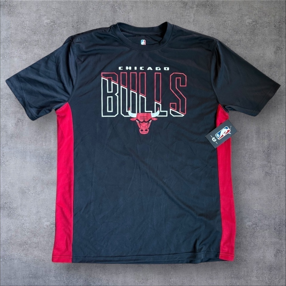 NWT - Chicago Bulls Slice N Dice Tee
